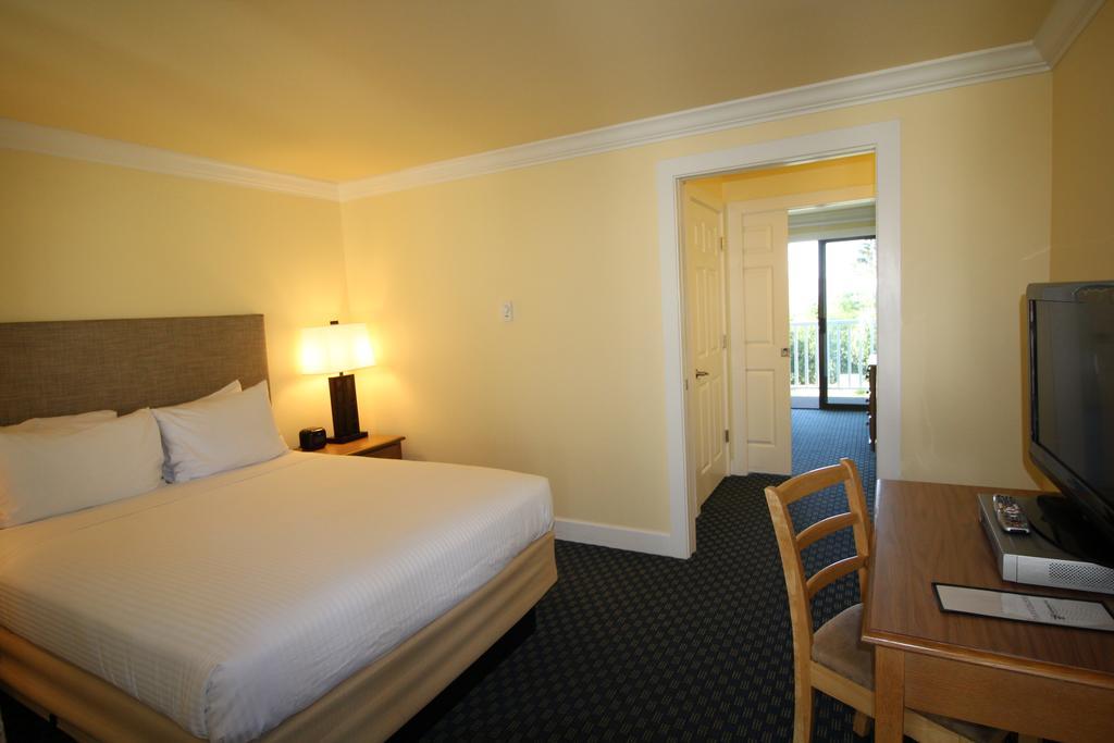 Anacortes Ship Harbor Inn Bagian luar foto